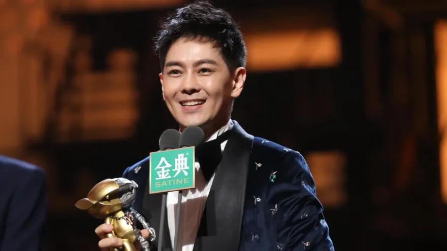 藝人狂閃兵！林志穎、畢書盡最紅時入伍　網讚：男星楷模