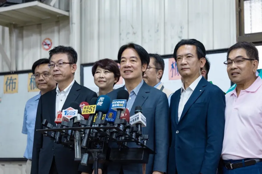 妹赴上海玩...9旬母憂兩岸局勢囑咐1句   陳學聖嘆：執政者知道嗎